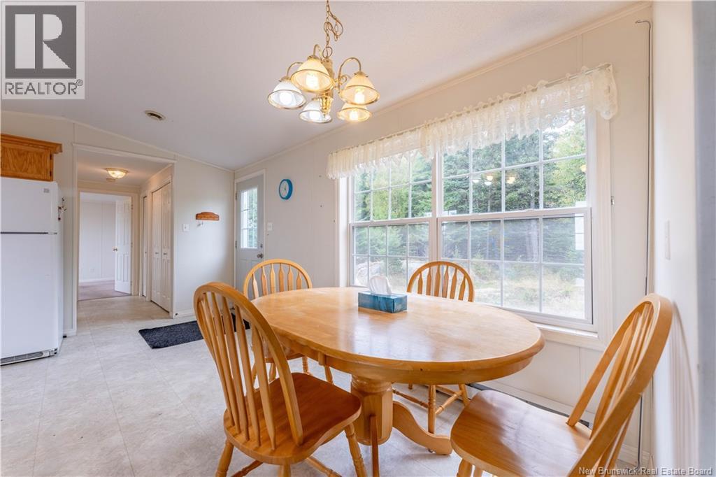 22 772 ROUTE - Image 32