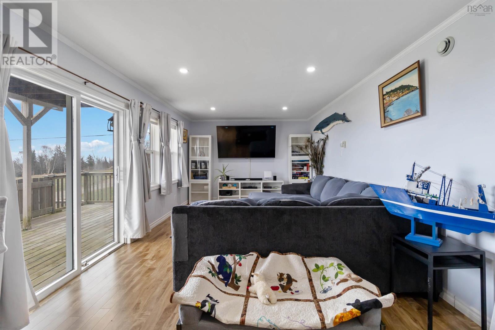 Property 14 of 49 of 47 Paces Lane