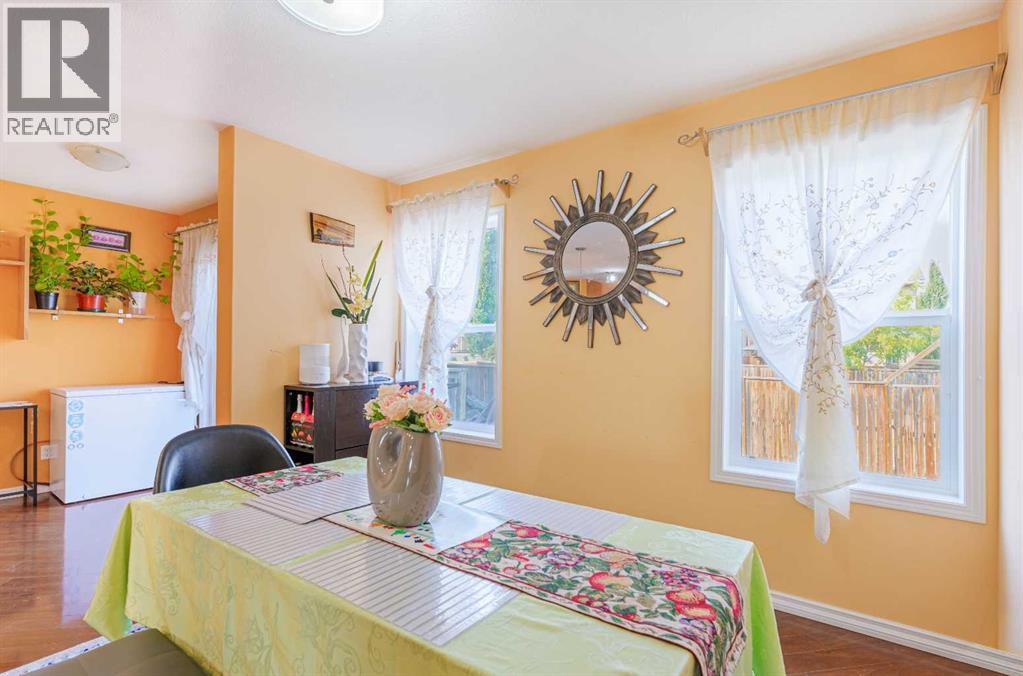 Single Family House for Sale in  Bridlecrest Road SW Bridlewood Calgary 
