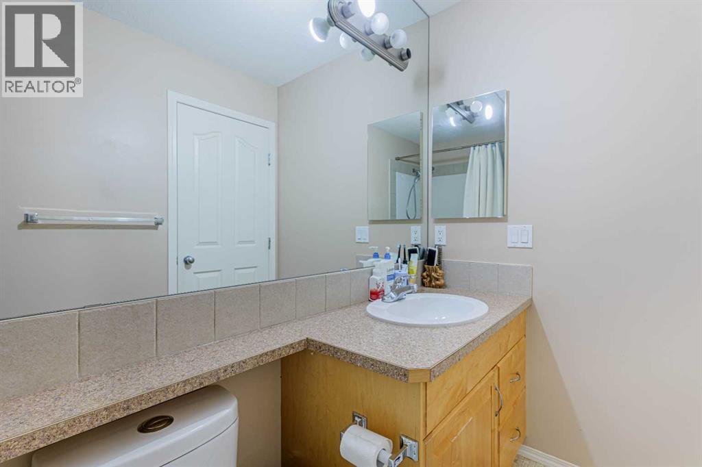 Single Family House for Sale in  Bridlecrest Road SW Bridlewood Calgary 