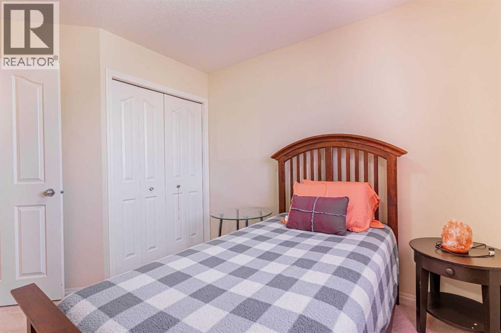 Single Family House for Sale in  Bridlecrest Road SW Bridlewood Calgary 