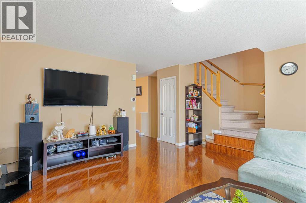 Single Family House for Sale in  Bridlecrest Road SW Bridlewood Calgary 