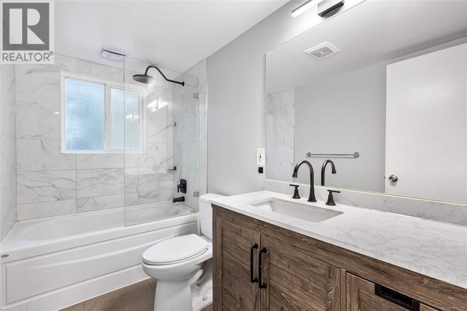  4037 Zinnia Road, Saanich