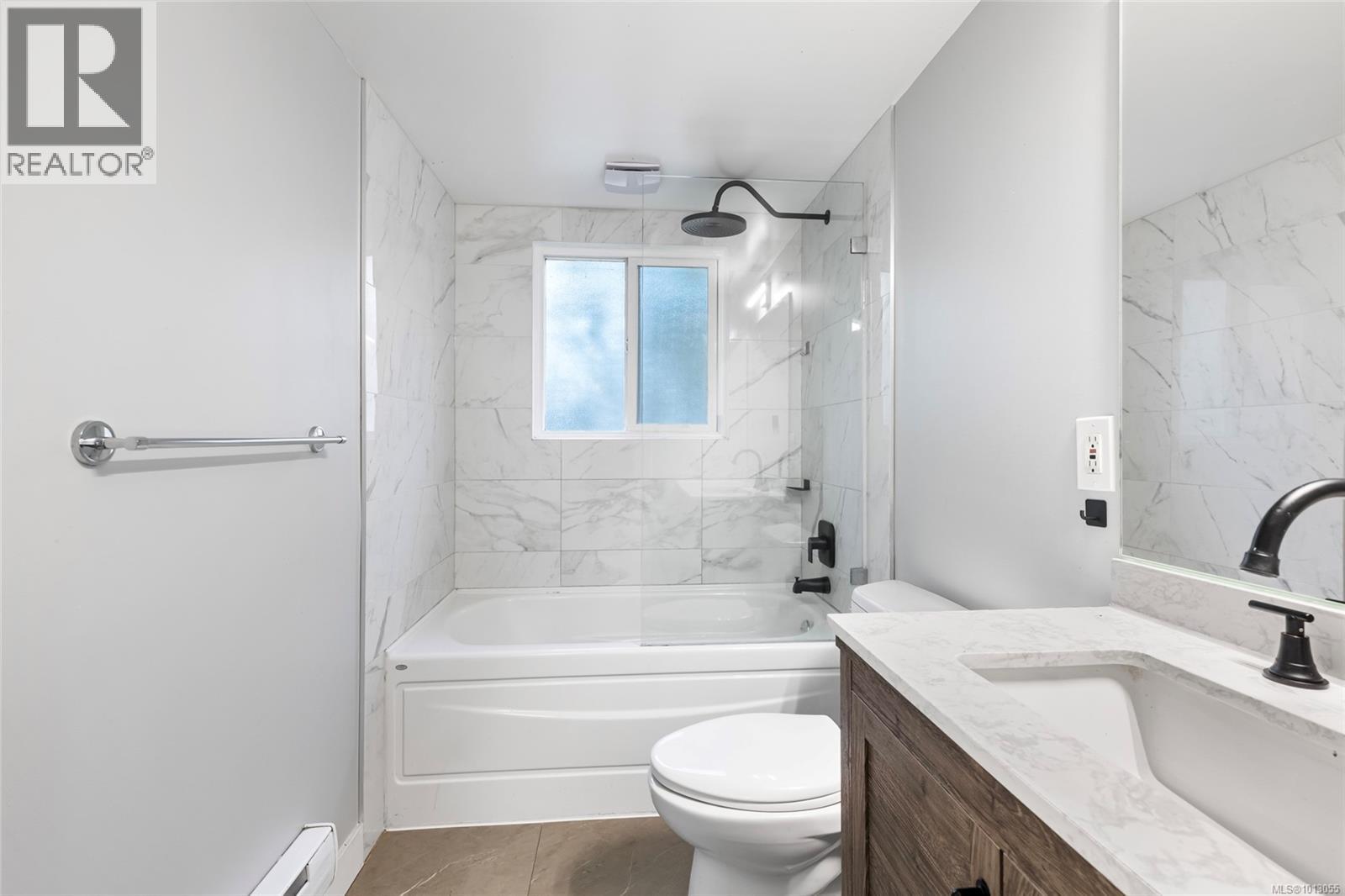  4037 Zinnia Road, Saanich