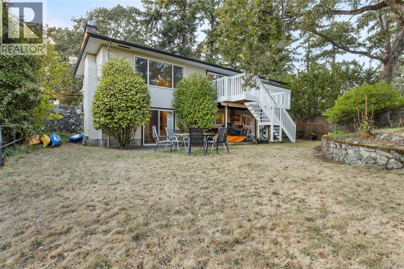  4037 Zinnia Road, Saanich