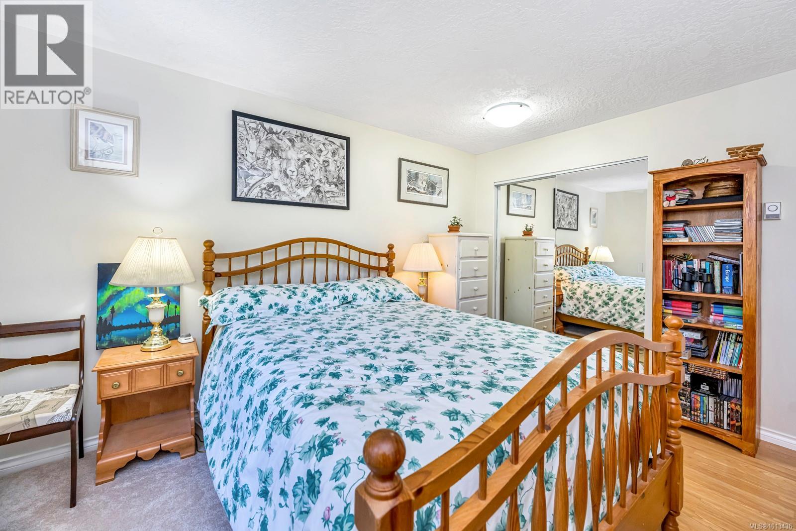 203 940 Inverness Rd, Saanich