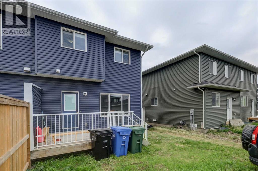 Single Family House for Sale in  RED EMBERS Manor NE Redstone Calgary 
