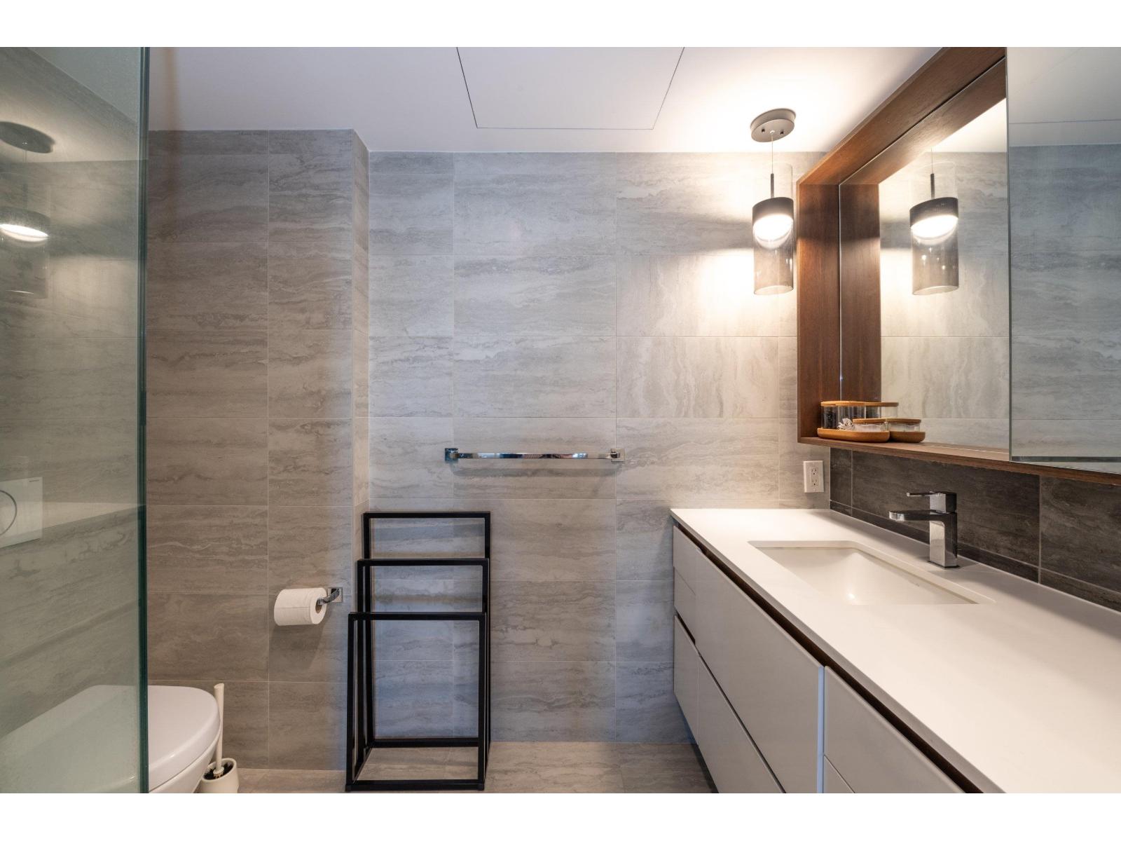 707 1526 FINLAY STREET, White Rock