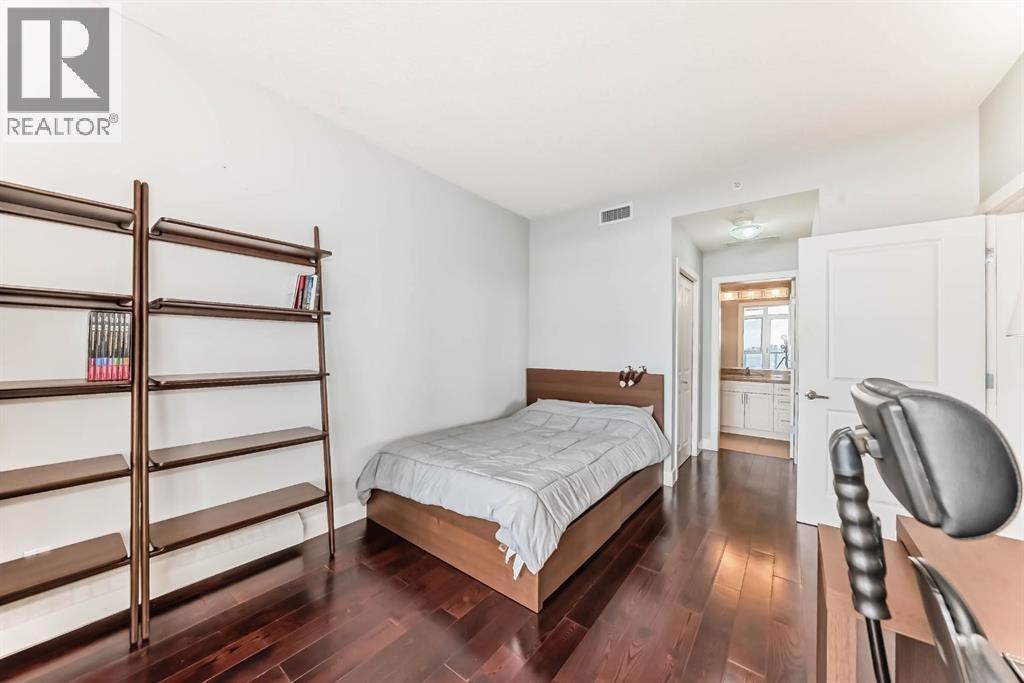 Single Family House for Sale in   Spruce Place SW Spruce Cliff Calgary 