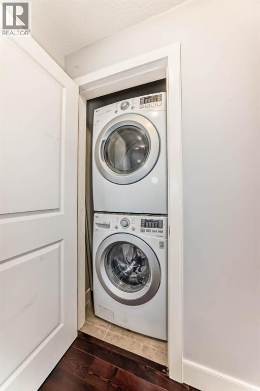 Single Family House for Sale in   Spruce Place SW Spruce Cliff Calgary 