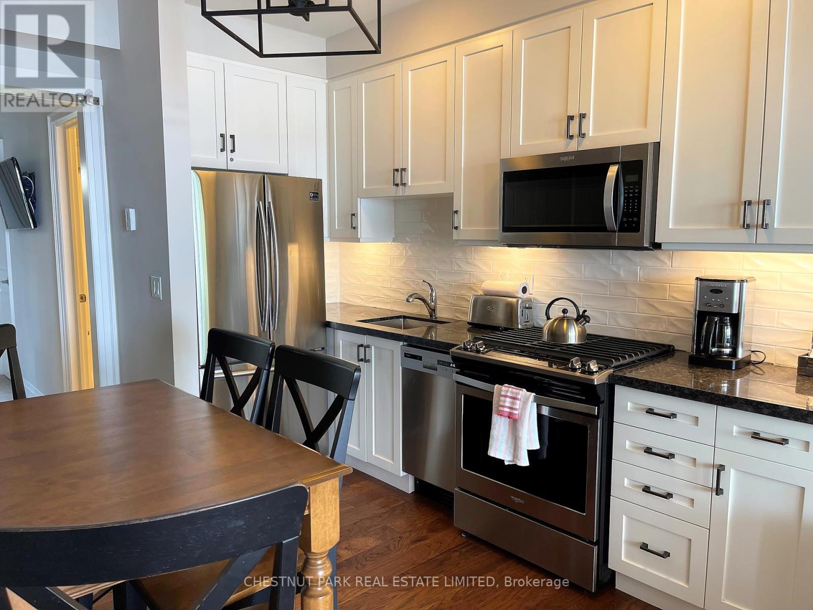 #4 1869 MUSKOKA DISTRICT ROAD 118 WEST - 15
