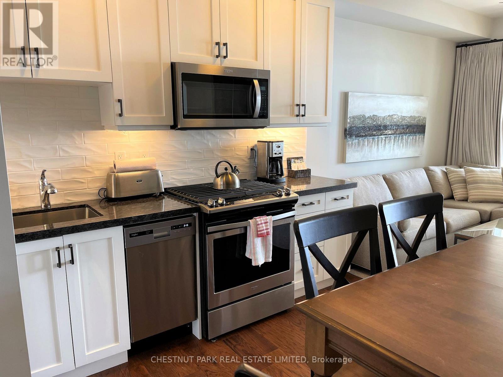 #4 1869 MUSKOKA DISTRICT ROAD 118 WEST - 16