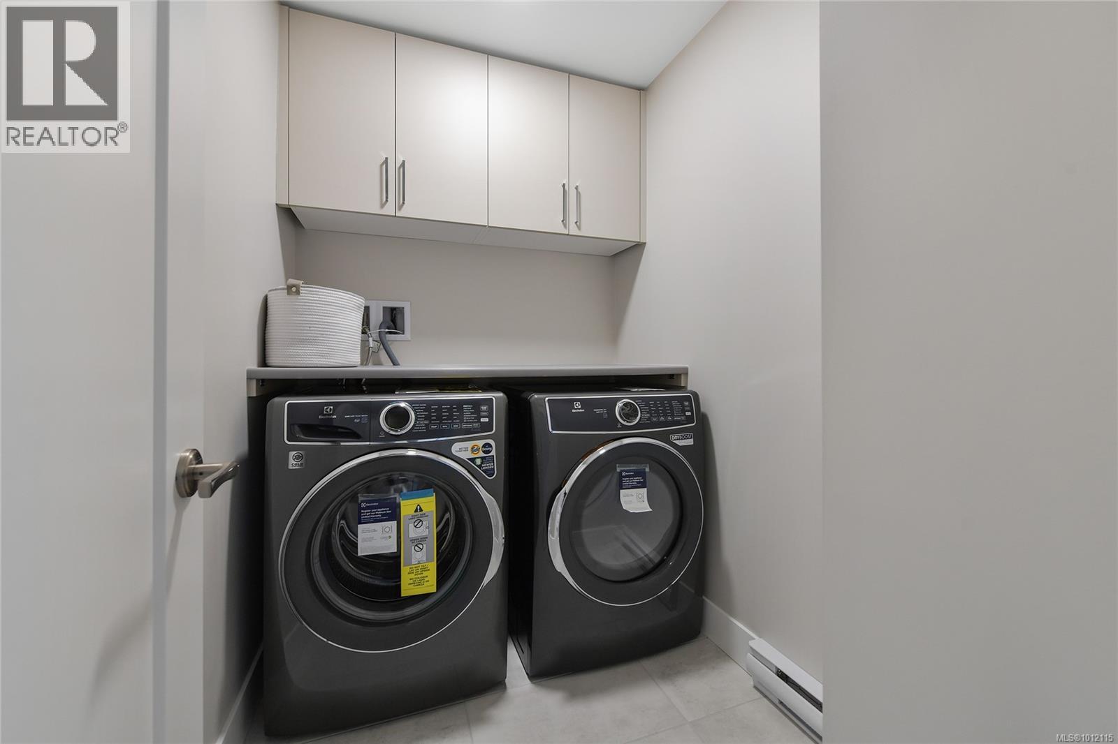 104 2950 Constellation Ave, Langford