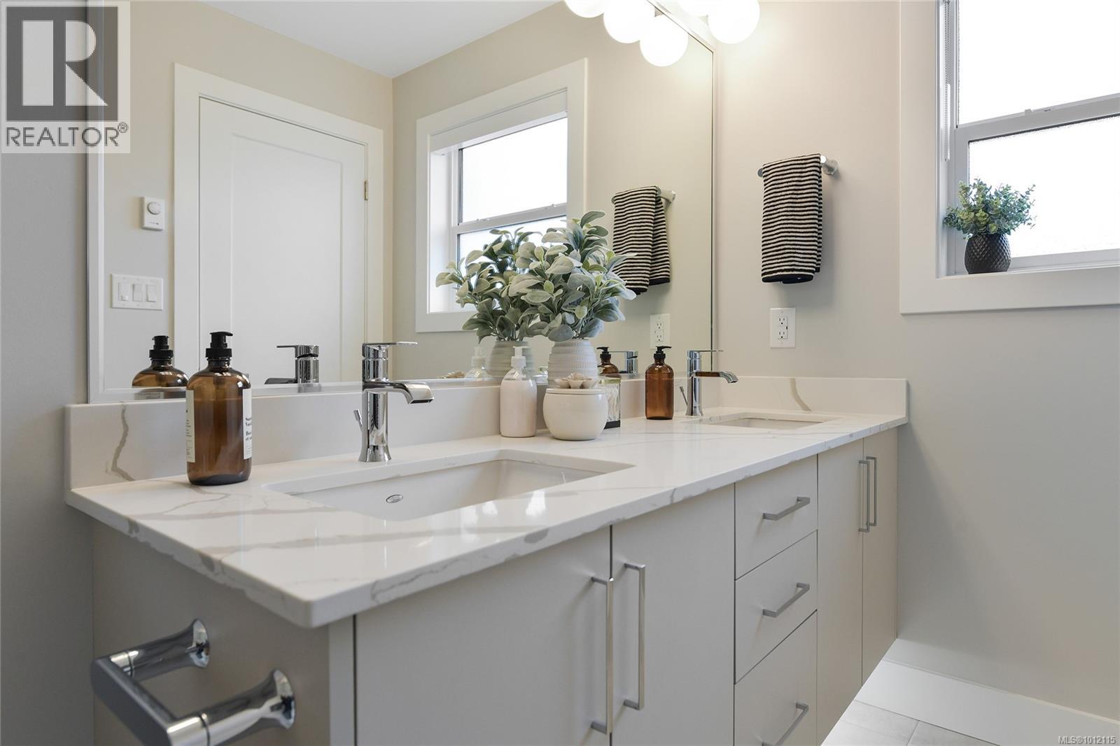 104 2950 Constellation Ave, Langford