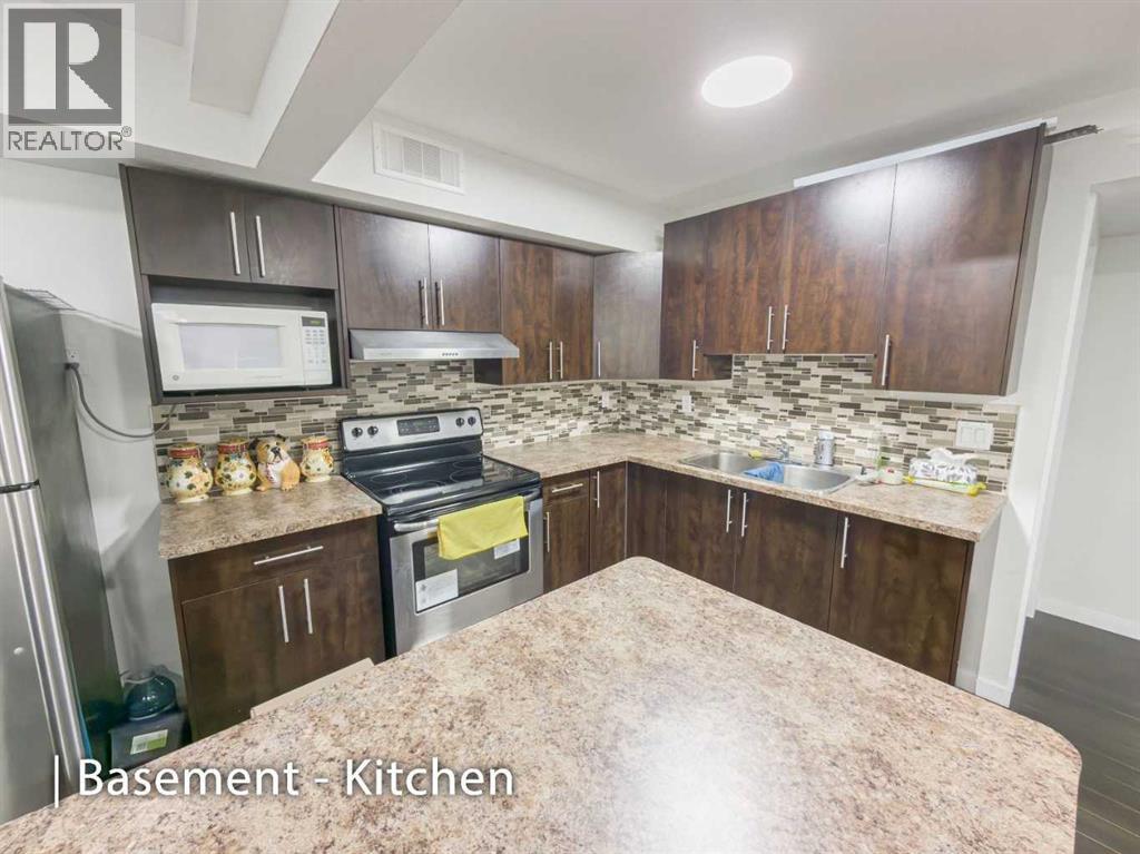 Single Family House for Sale in  Redstone Park NE Redstone Calgary 