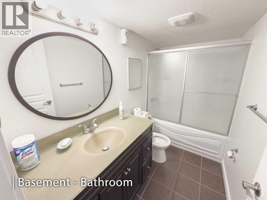 Single Family House for Sale in  Redstone Park NE Redstone Calgary 