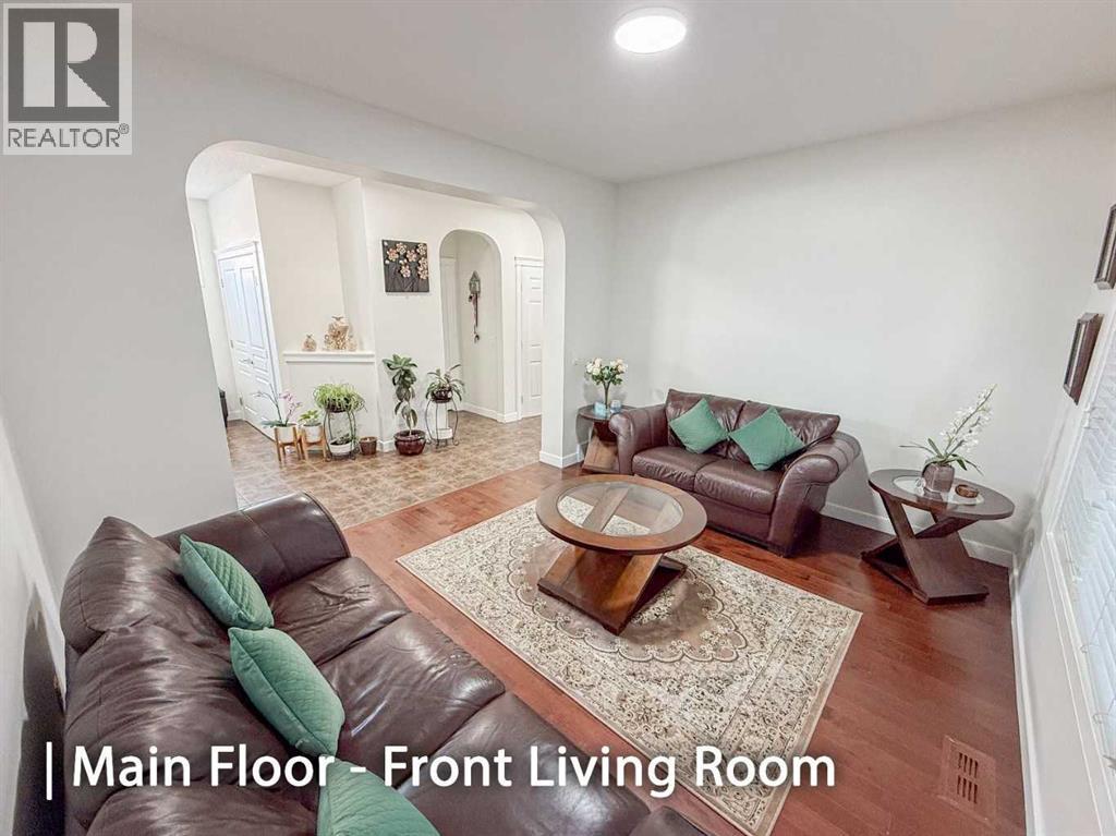 Single Family House for Sale in  Redstone Park NE Redstone Calgary 