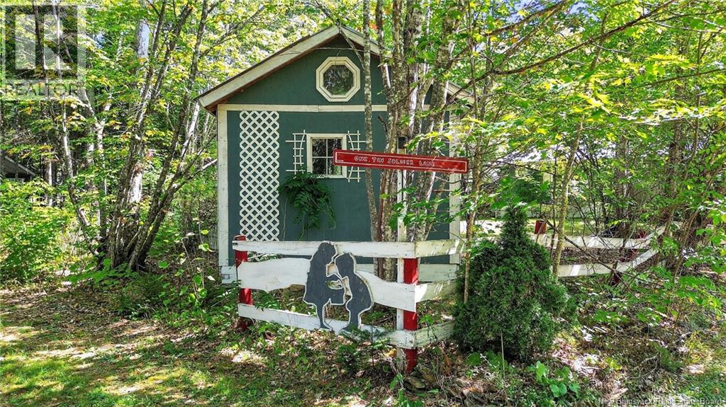 255 Niagara Road - Image 11