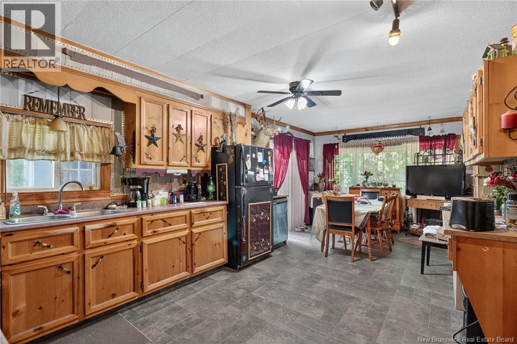 255 Niagara Road - 17