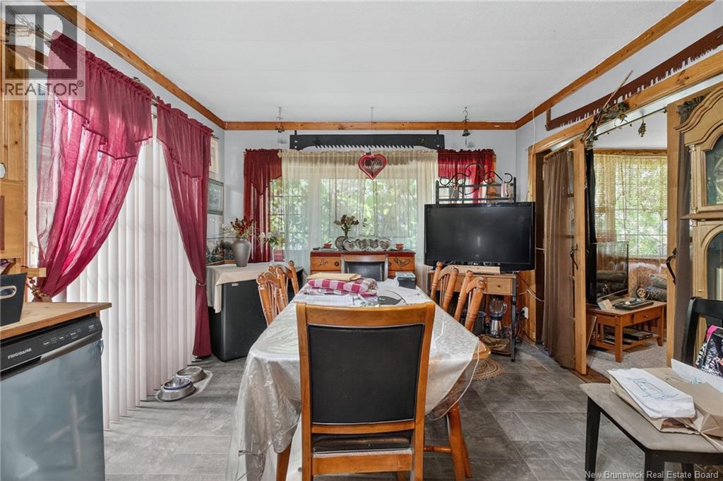 255 Niagara Road - 21