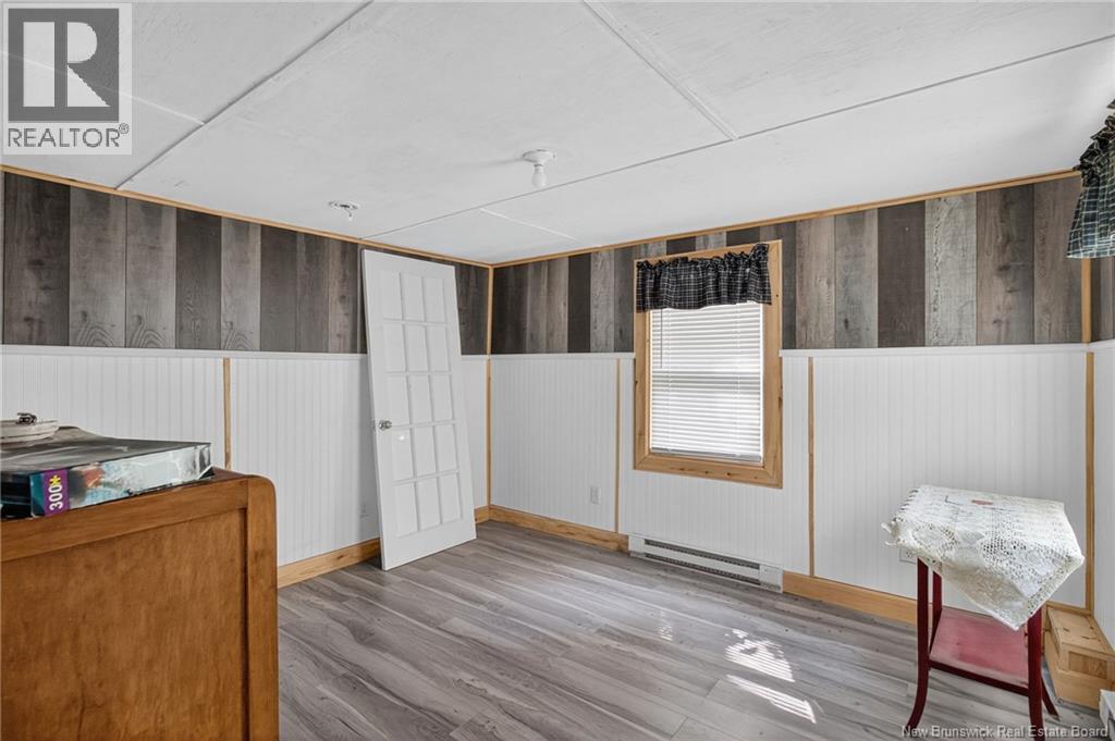 255 Niagara Road - 32