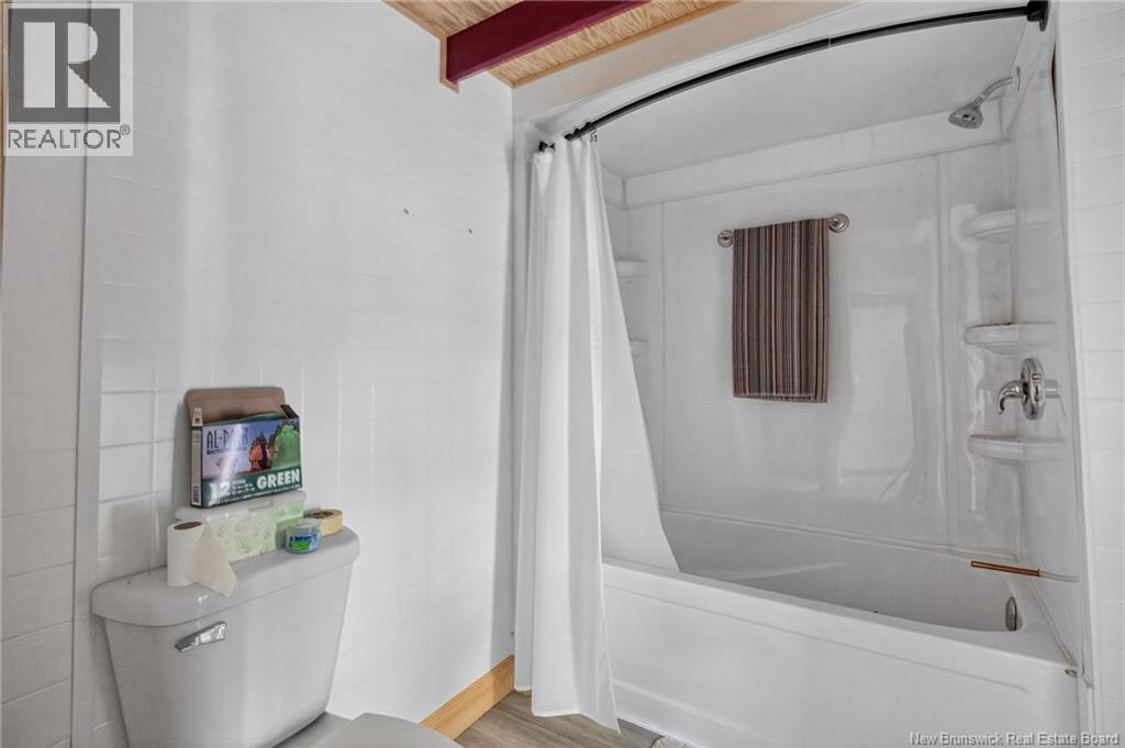 255 Niagara Road - 34