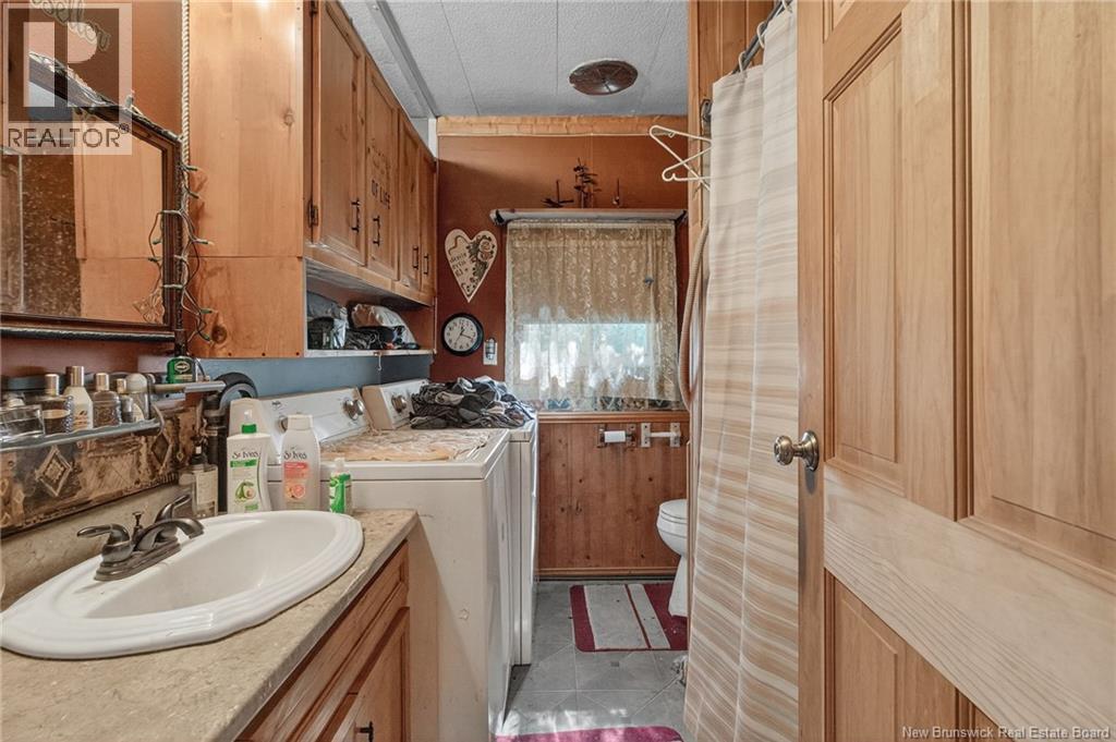255 Niagara Road - 38
