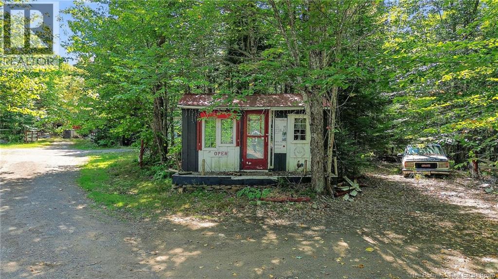 255 Niagara Road - Image 47