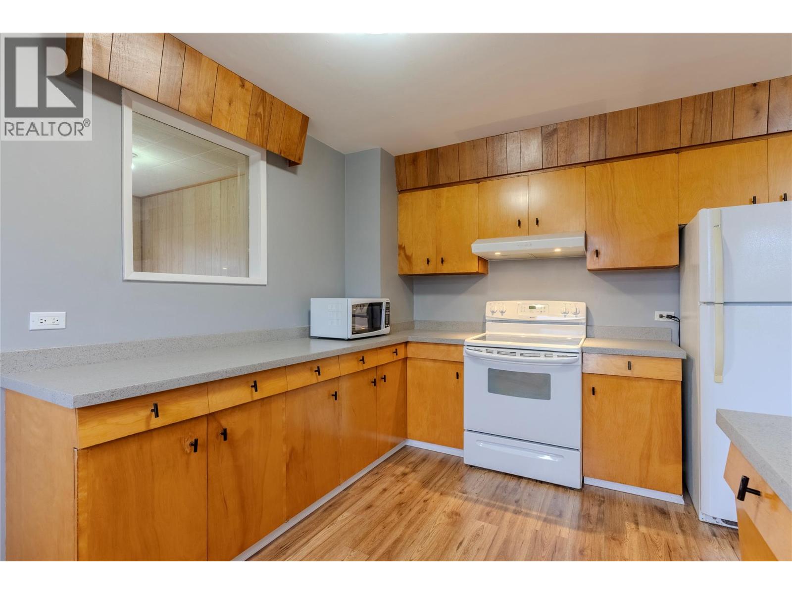 702 Brink Street, Ashcroft