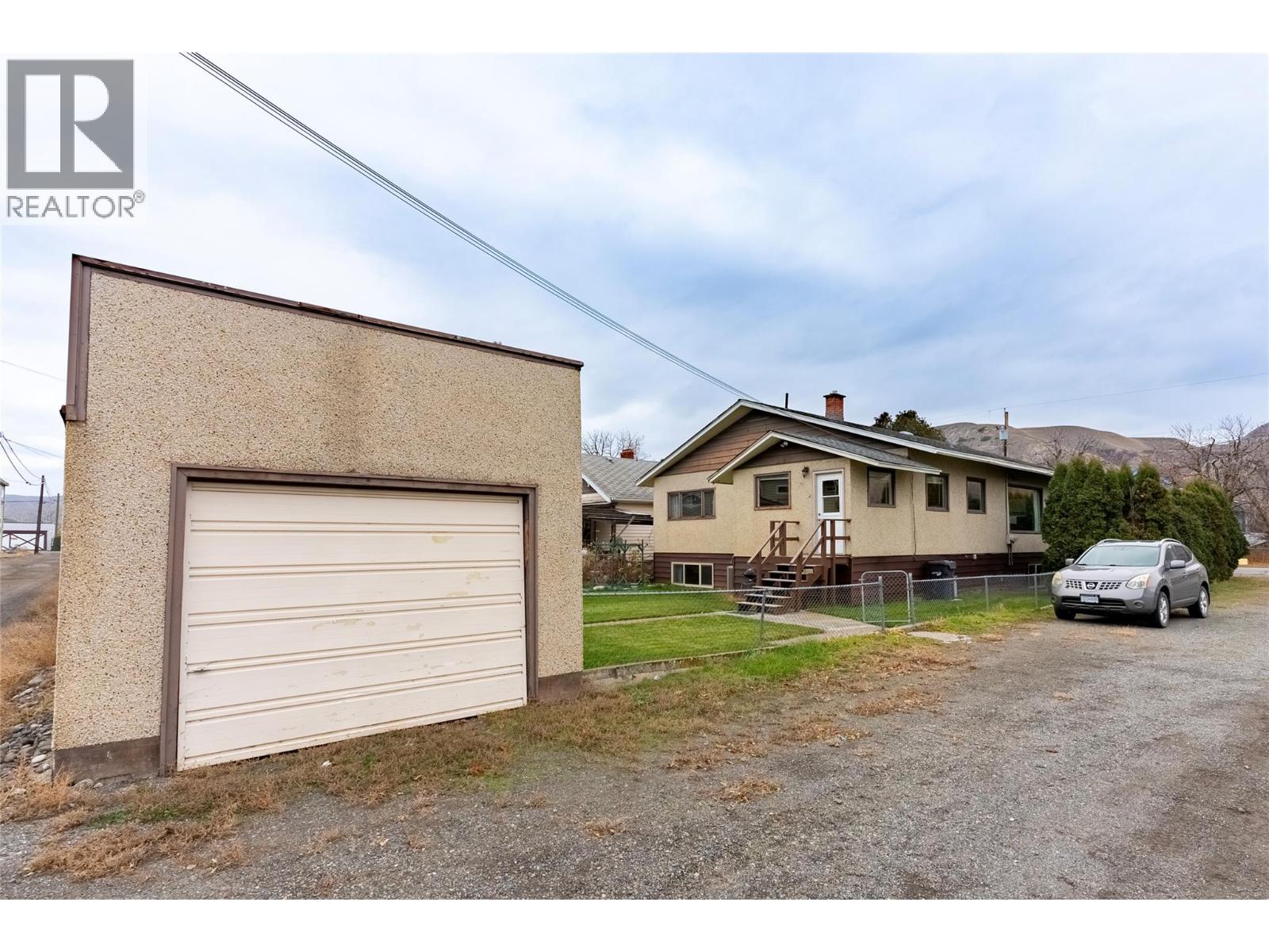 702 Brink Street, Ashcroft
