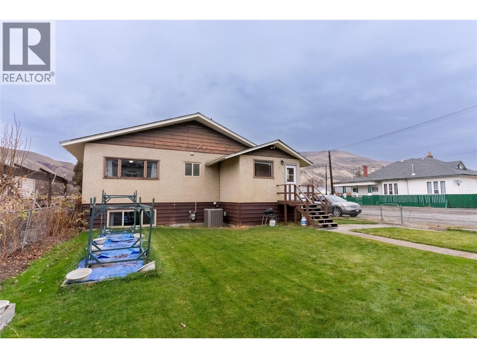 702 Brink Street, Ashcroft