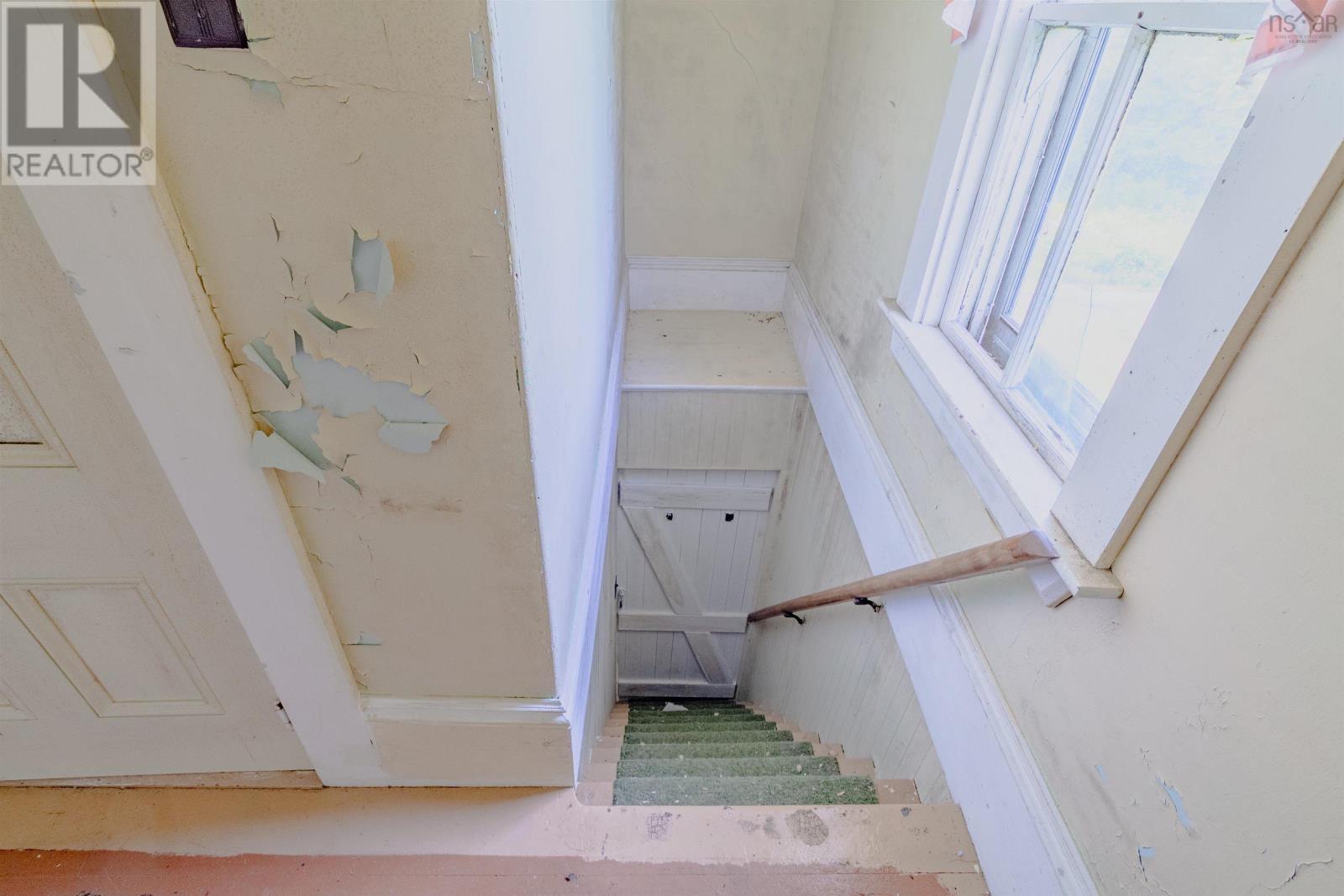 Property 35 of 43 of 1554 Shore Road