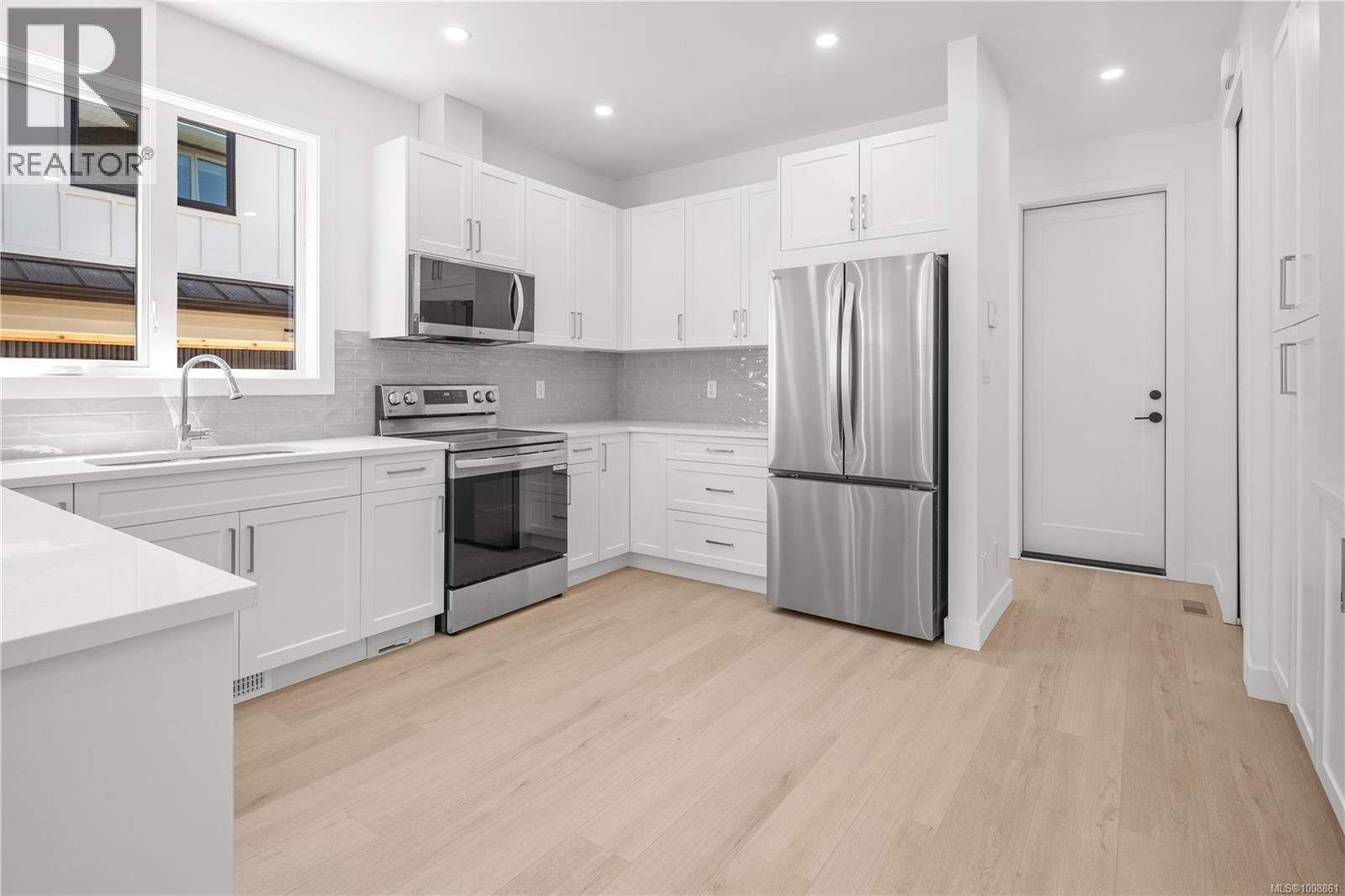 B 568 Kay Street, Saanich