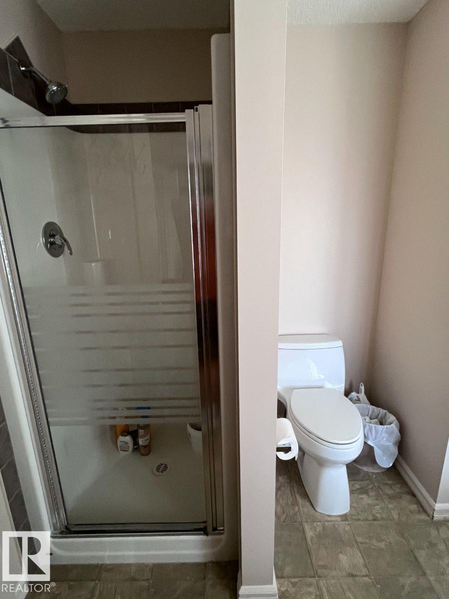 20707 56 AV NW, Edmonton