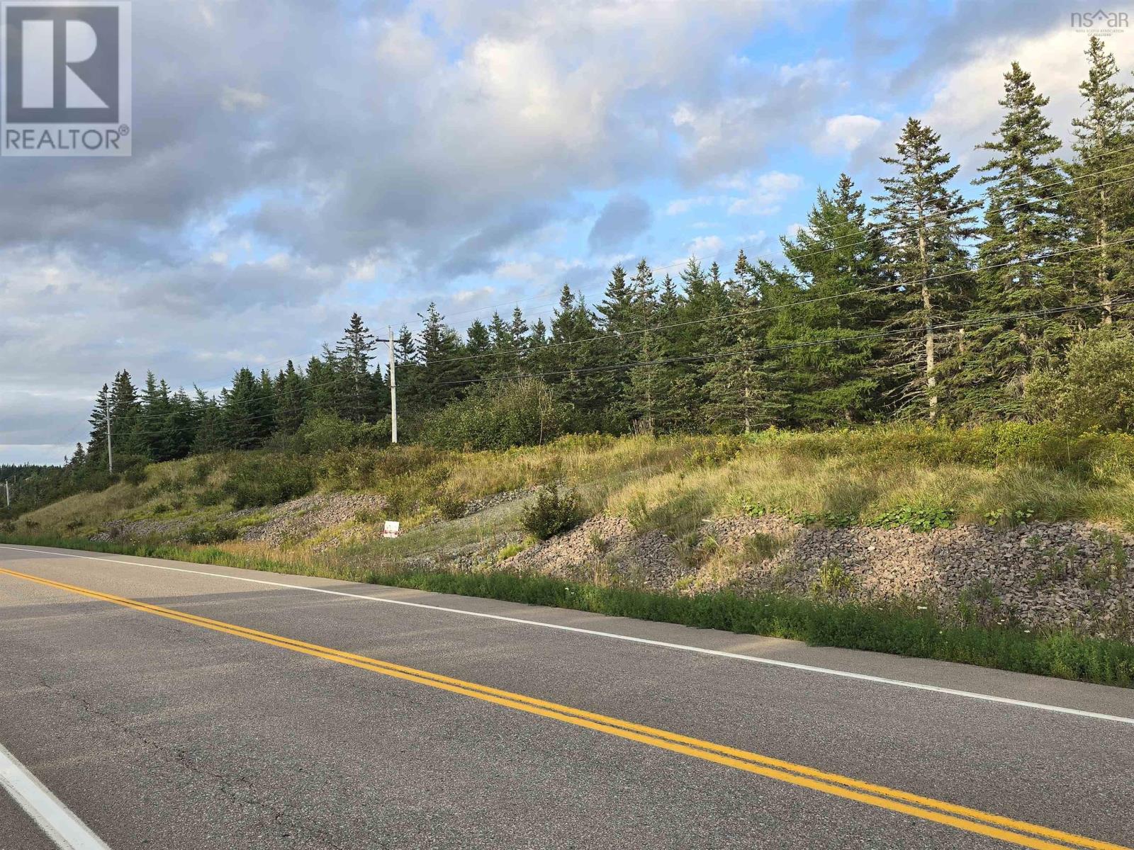 Property 5 of 11 of NO 4 Highway