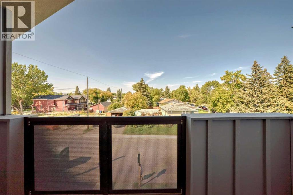 Single Family House for Sale in   Street SW Windsor Park Calgary 