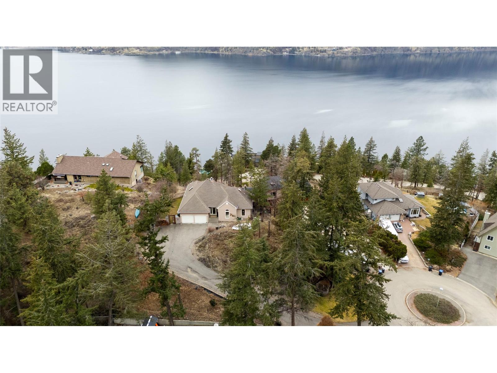  1116 Lynn Court, Kelowna