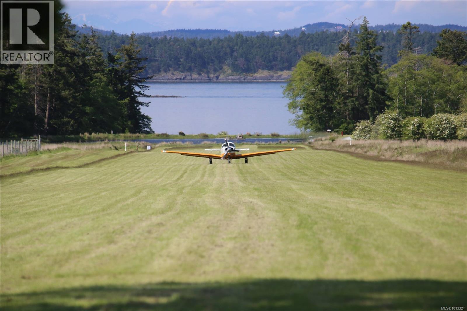 SL94 313 Evergreen Lane, Sidney Island