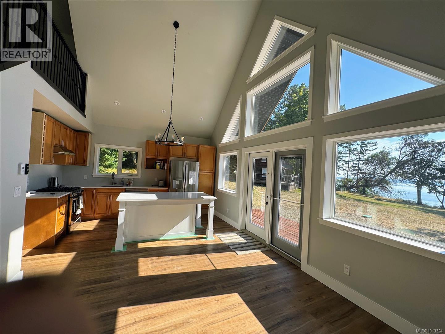 SL94 313 Evergreen Lane, Sidney Island