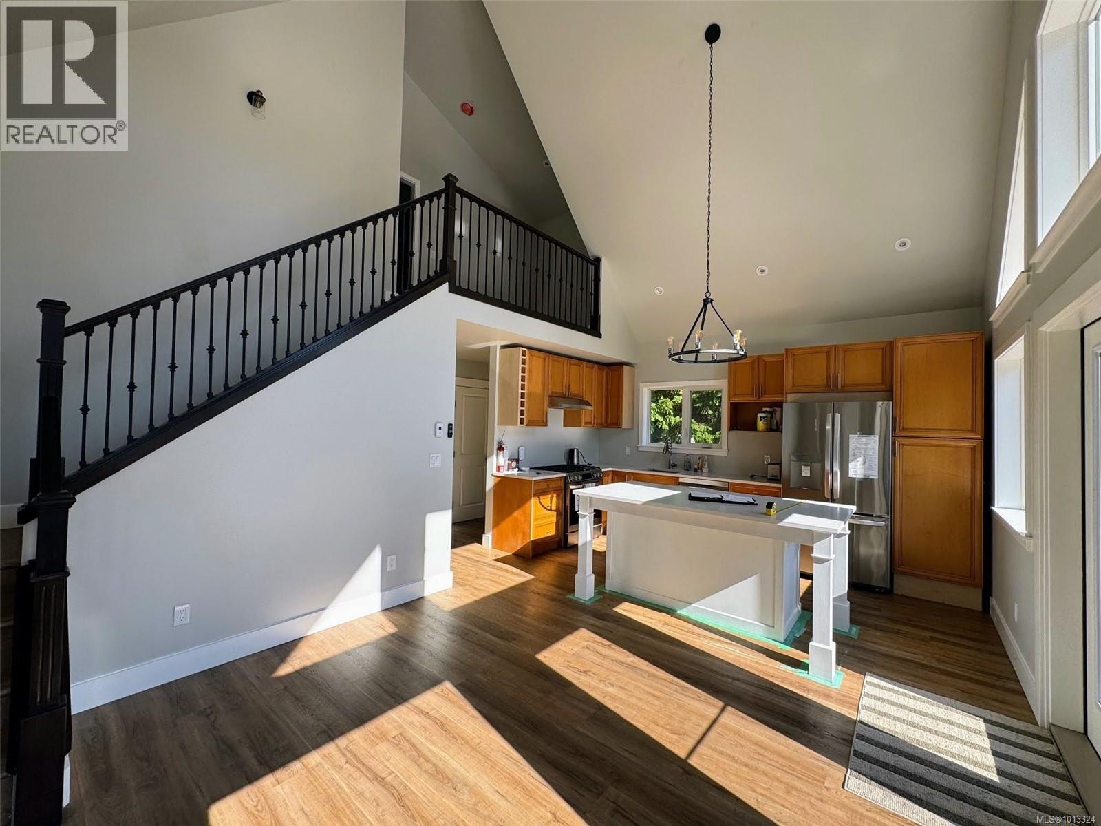 #SL94 313 Evergreen Lane - 9