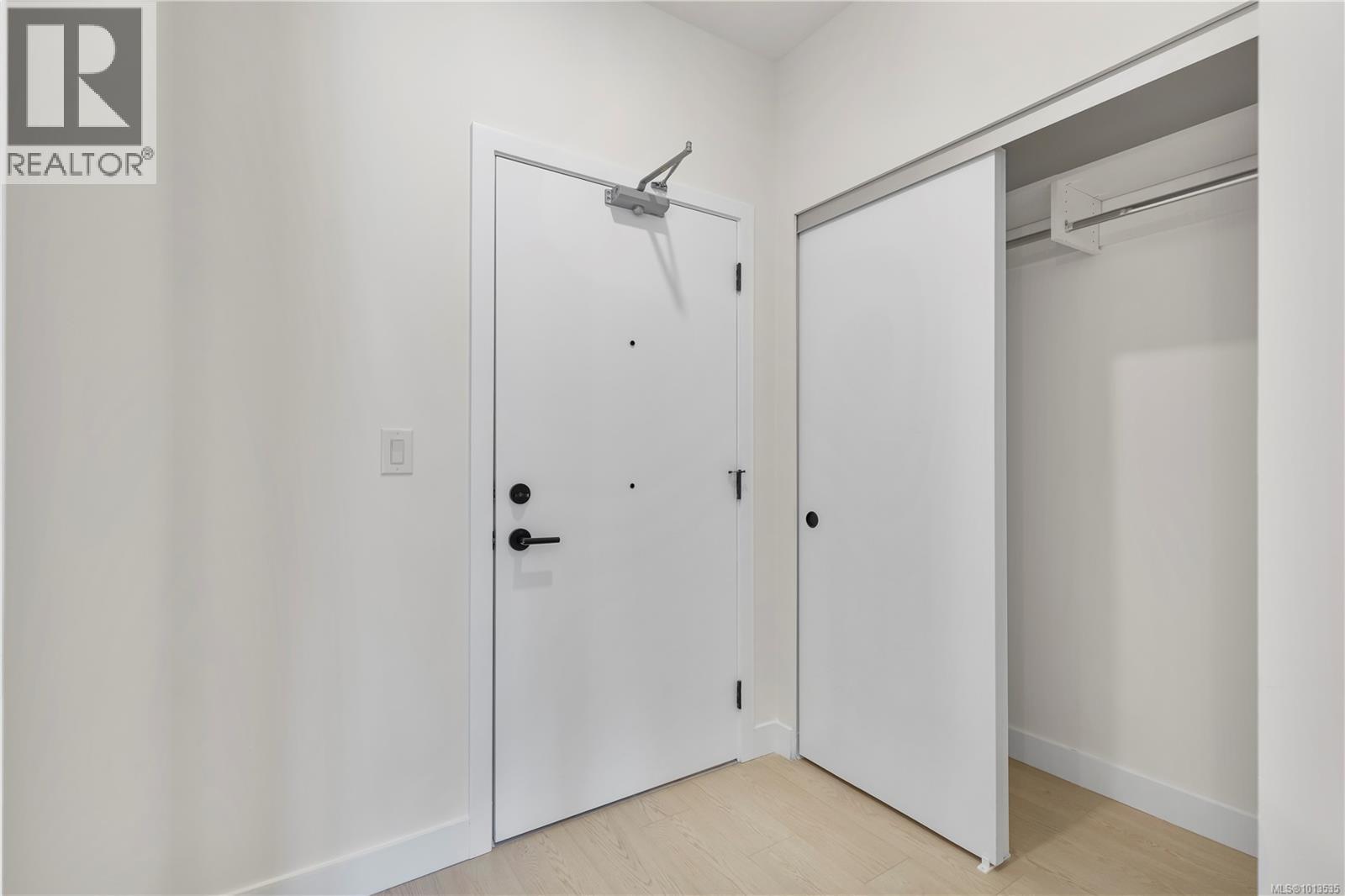 433 2629 Millstream Road, Langford