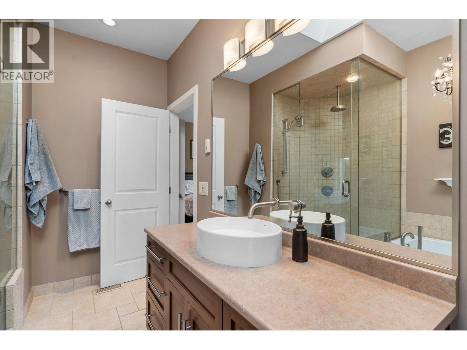  5200 Cobble Court, Kelowna