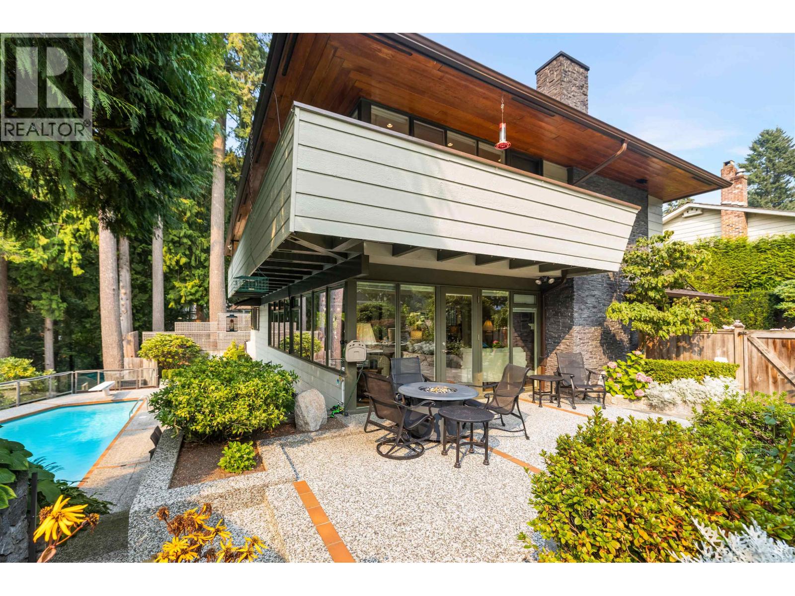 4423 PATTERDALE DRIVE, North Vancouver