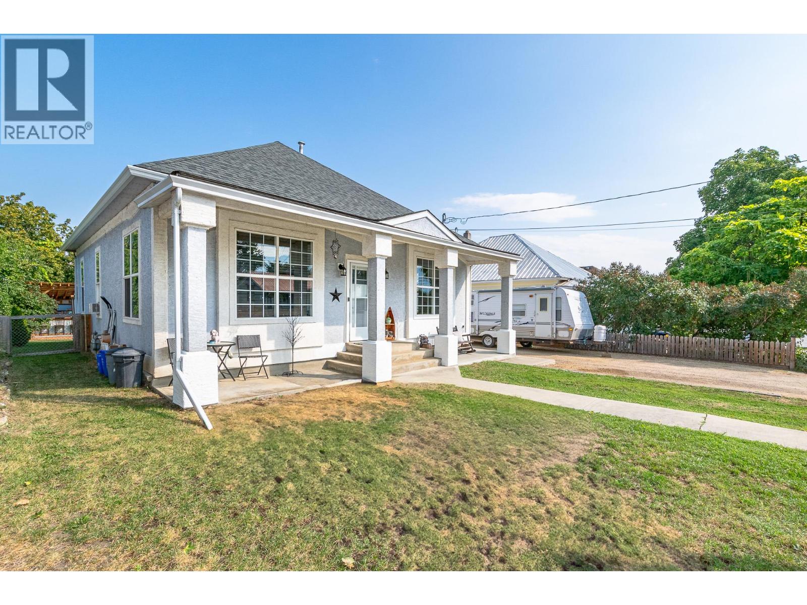 715 Hubert Avenue, Enderby