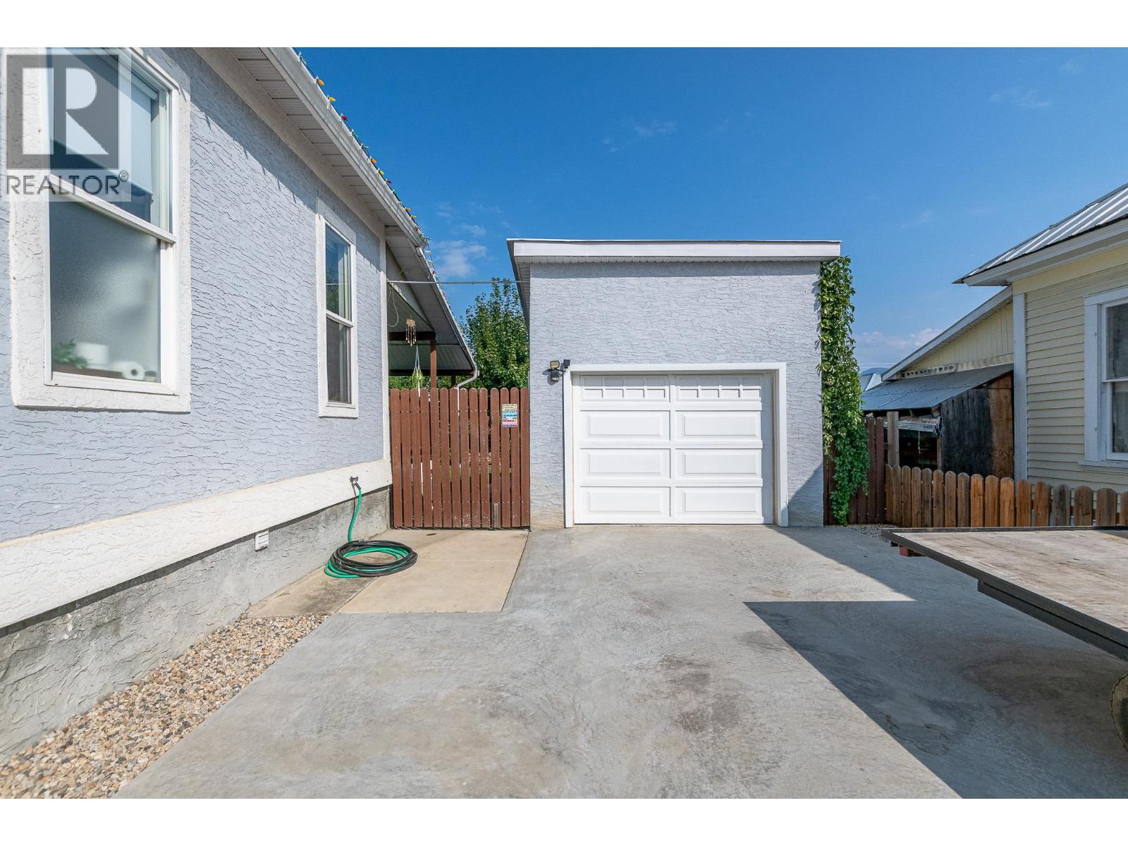 715 Hubert Avenue, Enderby