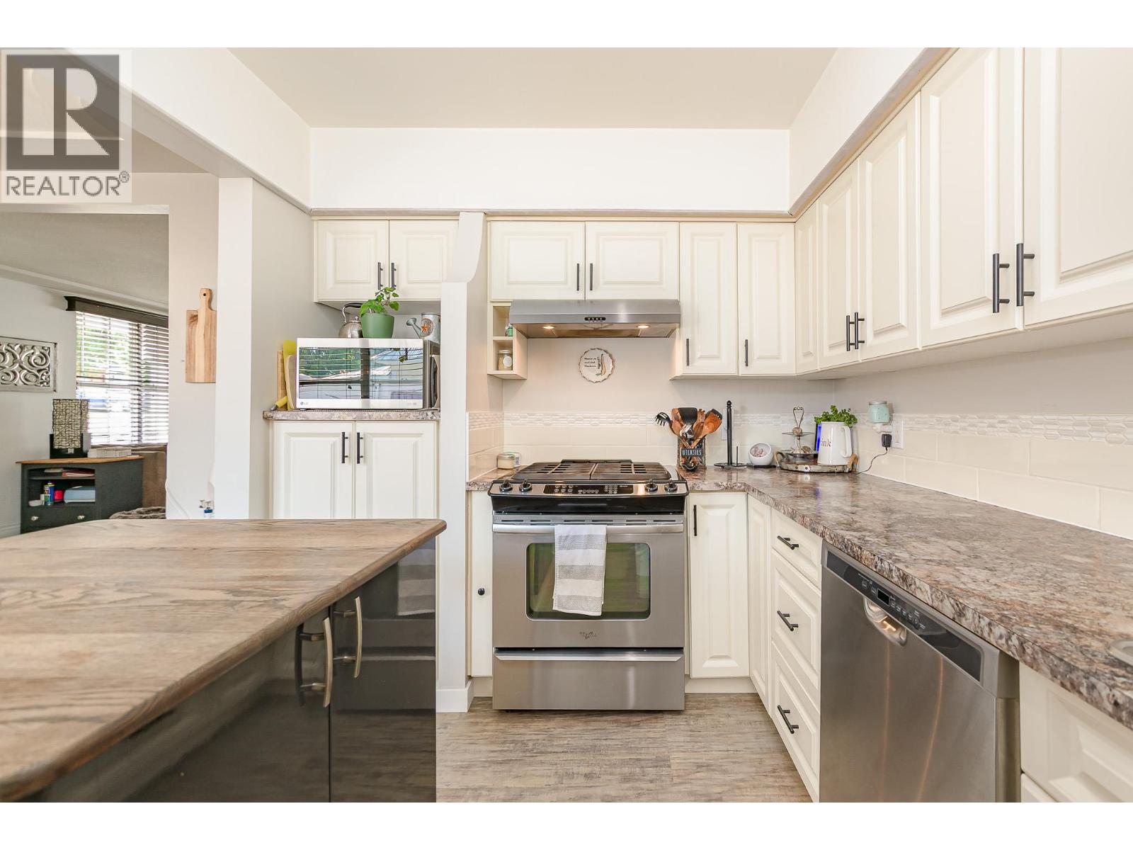 715 Hubert Avenue, Enderby