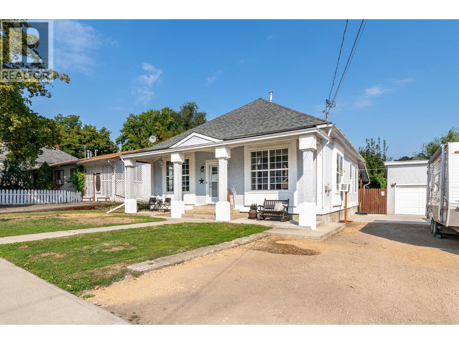715 Hubert Avenue, Enderby