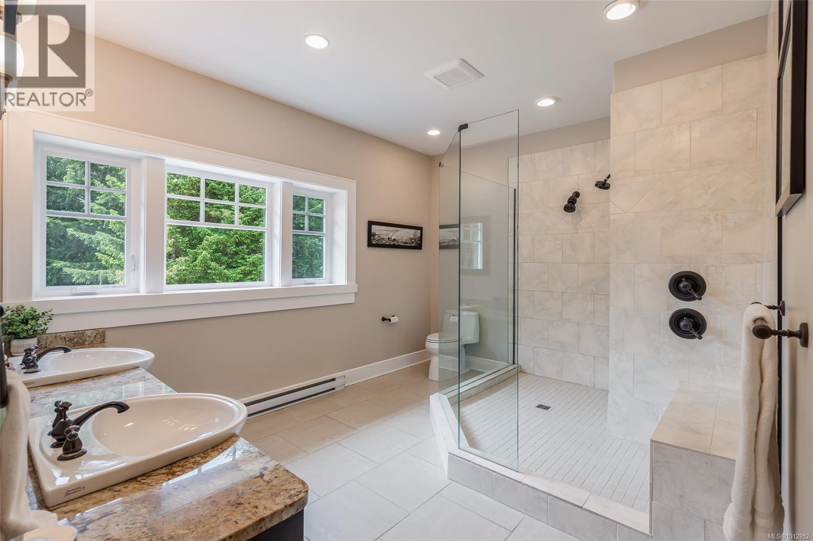 2200 Honey Wulff Close, Nanoose Bay