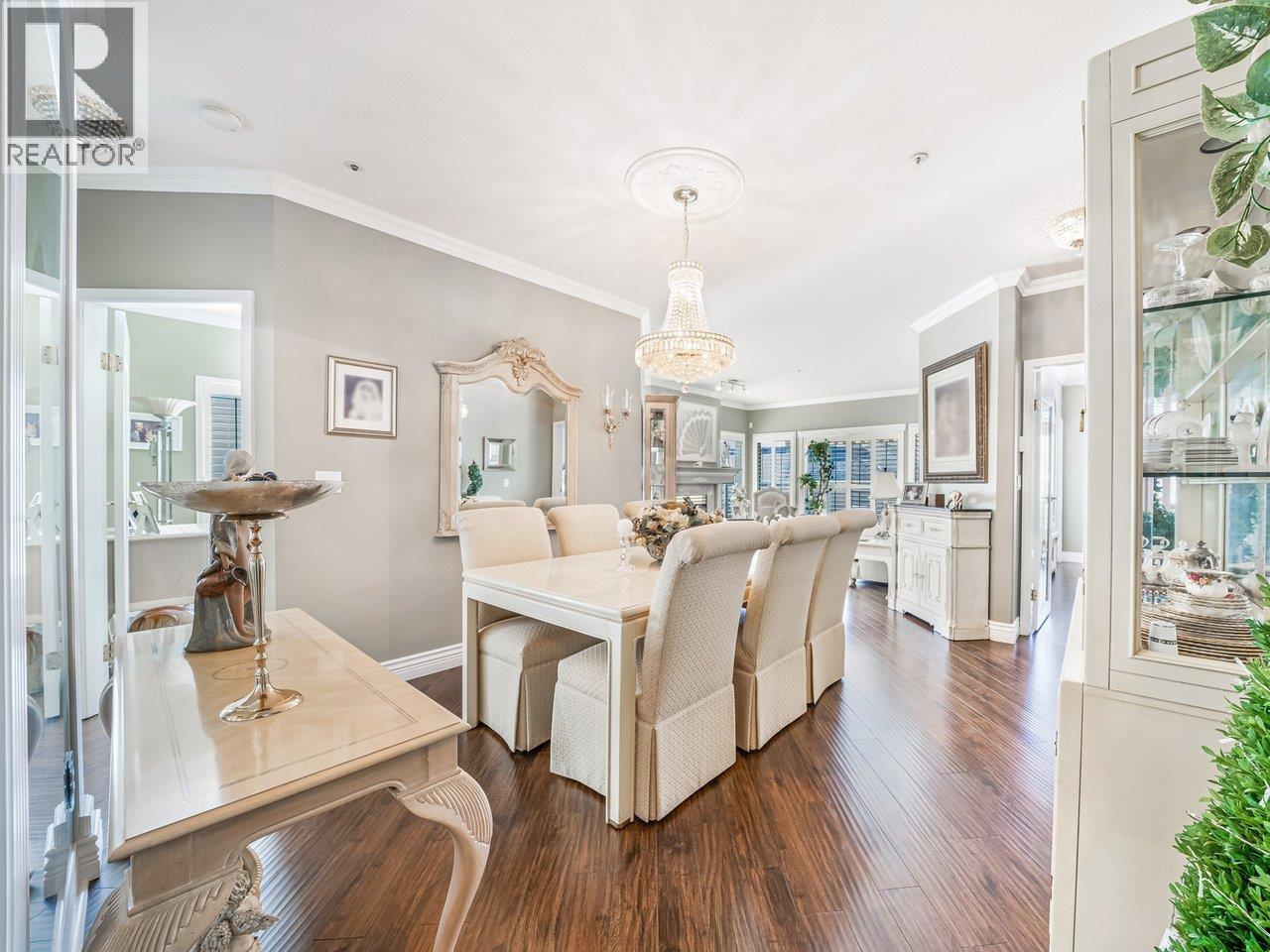 #211N-1100 56 Street, Delta