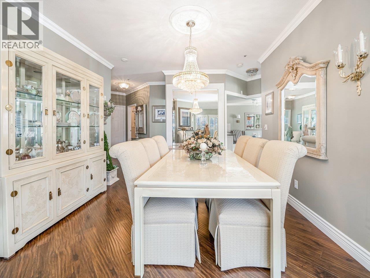 #211N-1100 56 Street, Delta